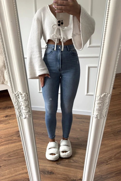 jeansy-skinny-stradivarius.jpeg