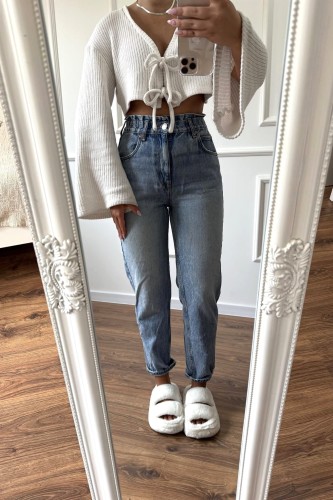 jeansy-mom-fit-pullbear.jpeg