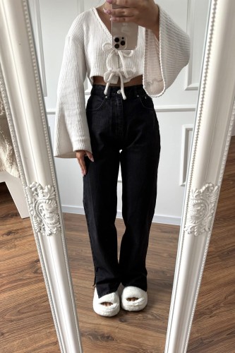 jeansy-z-rozcieciami-gina-tricot.jpeg