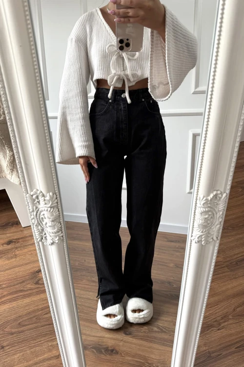 jeansy-z-rozcieciami-gina-tricot.jpeg