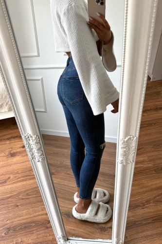 jeansy-skinny-stradivarius-damskie-1.jpeg